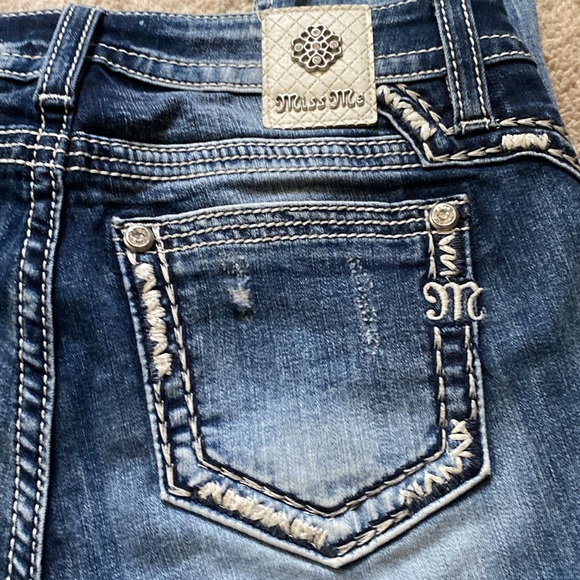 Miss Me Jeans - Picture 2 of 8